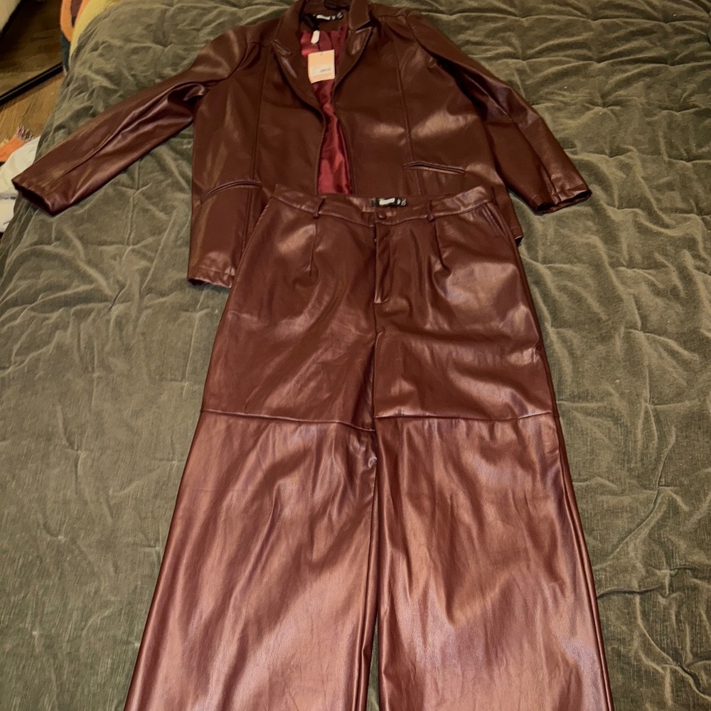 Missguided Faux leather set